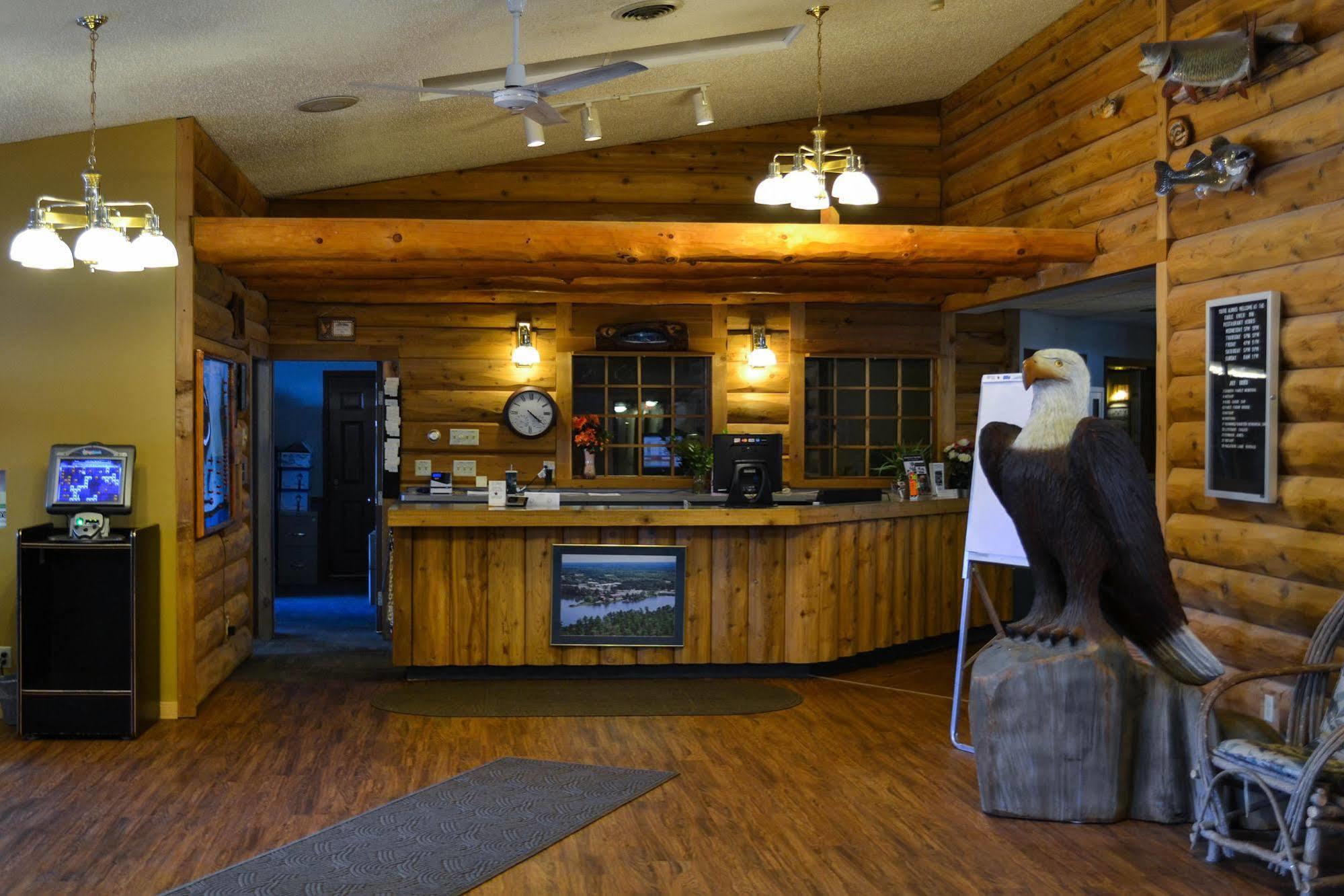 And 3* Eagle River